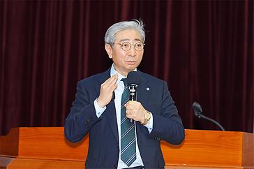 Invitation of President Dong-Sup Yoon as Speaker for University College RC Special Lecture